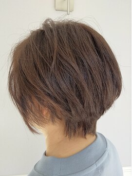 リスブラン(Lys blanc) エアリーショートボブ