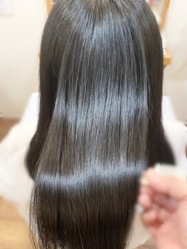 フリージア(freesia) 30代40代50代/ツヤ髪スタイル/美肌カラー/韓国ツヤカラー