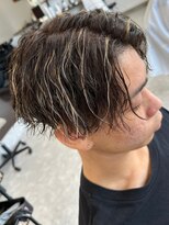 フゥ 宇都宮(FeU)&nbsp;波巻きパーマツイストスパイラルパーマメンズマッシュパーマ