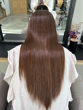 ラヴィエ(RAVIE) 【半田・髪質改善】縮毛矯正/トリートメント/マンツーマン