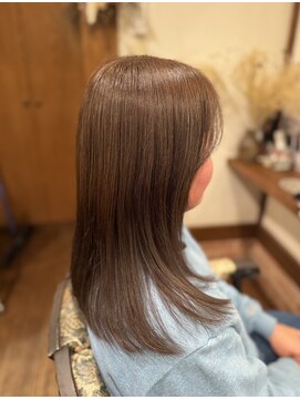 ピクシー(Pixy) オリーブベージュカラー