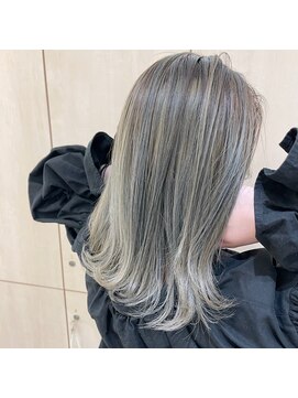 アオ 岡野 横浜(a-o) 【安藤貴志】ミントベージュxハイライトカラーxバレイヤージュ