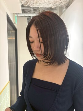 ネウィ ハウオリ 札幌駅前(newi hau'oli) ショートレイヤー/黒髪/TOKIOトリートメント/札幌駅