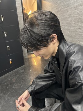 ローグ(ROGUE) 毛流れセンターパート