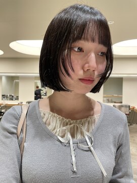 ルノ(RUNO) 前下がりショート・ボブ/ミニボブ/前髪あり/20代/結べる/内巻き