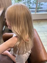ビズヘアー プチ(bisou hair petit)&nbsp;ホワイトベージュ