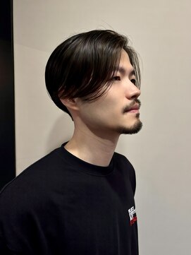 モラ 神楽坂(Mora) メンズスリークショート/ stylist Rena