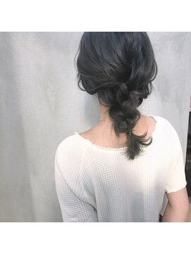 ミント(mint) 暗くても透けるグレー！赤み除去！