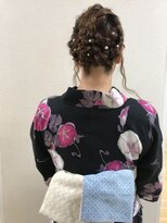 コム(com by neolive)&nbsp;編み込みアレンジ