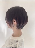 耳掛け丸みショート