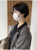柔らか暗髪ショート