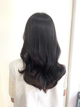 ネオリーブセブン 御茶ノ水店(Neolive 7) 暗め透明感カラー×韓国レイヤー