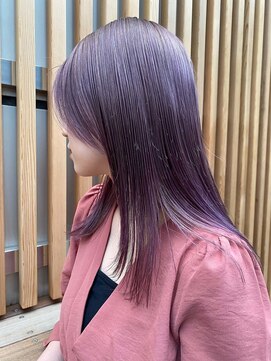 カルテット(Quartetto) 黒髪/前髪パーマ/グレーベージュ/レイヤーロング/インナーカラー