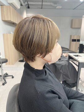 ルネ 北千住(Renee) アッシュベージュ_くびれショート_レイヤーショート