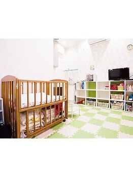 【半田市/キッズスペースあり】HPB AWARD 2018～2025 BEST SALON 注目サロン選出◇親子で一緒に施術できる