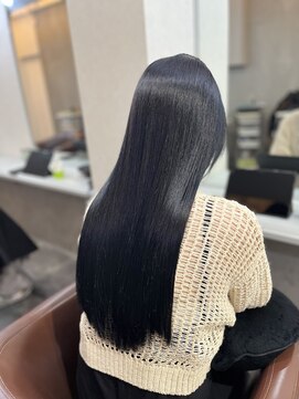 アンダーバーホワイト 広島 本通店(_WHITE) 美髪矯正×ブルーブラック