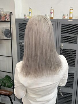 ブレス(bless) ホワイトシルバー