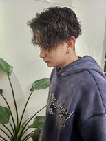 イット(it.) it. YUI 波打ちスパイラル 波巻きパーマ スパイラルパーマ