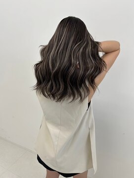 キング(K!ng) 縮毛矯正髪質改善ハイライトレイヤーカット楠葉美容室エクステ