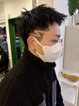 シャラク 砺波店(sharaku) スパイキーショート