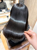 プラグ バイ ネオリーブ(plug by neolive)&nbsp;チェリーブラウン×髪質改善[髪質改善/縮毛矯正/韓国]A