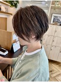 白髪ぼかし　ハイライト　ショート