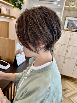 エンテイム(en-te:im) 白髪ぼかし　ハイライト　ショート