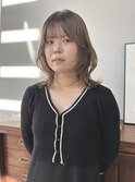 大人かわいいミディアムレイヤーカットヘーゼルベージュ