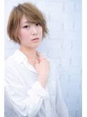 【morio池袋】ハイトーン小顔耳かけショート
