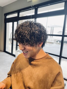 イリヘアー(ili hair) ツイストスパイラル×ソフトウルフ