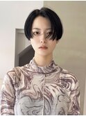 前上がりハンサムショート