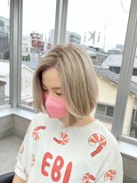 イキ 表参道(iki omotesando)&nbsp;モード/無造作ウェーブ/大人ガーリー[表参道駅]