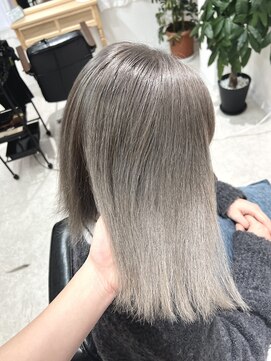 ロム(Rom.) milk tea greige