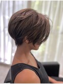 ショートボブショートカットショートヘアボブヘア白髪ぼかしボブ