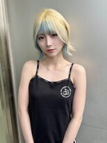 エアー 青山(AIR)&nbsp;ハイトーンカラーデザインカラー水色カラーボブヘア