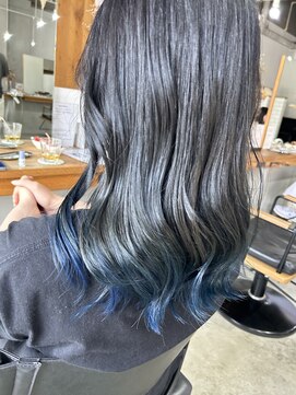 アトリエ ジジ(atelier ZiZi) ネイビーブルーグラデーション