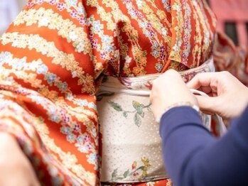 イーズ(ease)の写真/結婚式、卒業式、成人式などあなたの大切な日に。楽な着心地を意識した着付けで晴れの日を彩ります＊