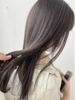 ウルア 三鷹店(ULUA)の写真/ショートヘアの方にも◎こだわりの縮毛矯正で自然なストレートに。韓国風縮毛矯正+カット+最高級TR ¥16500