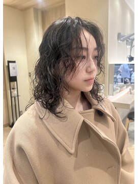 トリッカ 銀座(tricca) ウェーブパーマ/ウルフカット/ミディアムパーマ/レイヤーカット