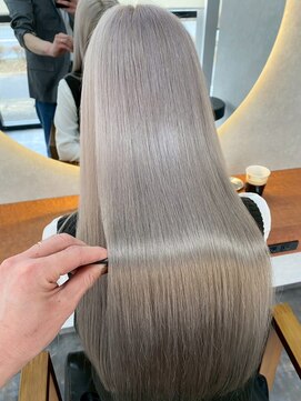 オズ 郡山駅前店(OZ) ケアブリーチベージュで柔らか質感ダブルカラーパープルで透明感