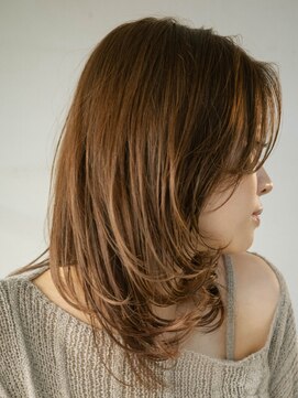 サーカス バイ ビュートリアム 青山(CIRCUS by BEAUTRIUM) ミディアムレイヤー透明感カラーマロンベージュ青山表参道