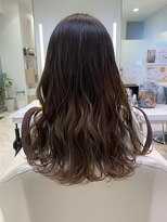 ケンジ 平塚 アネッタ(KENJE annetta) グレージュカラー