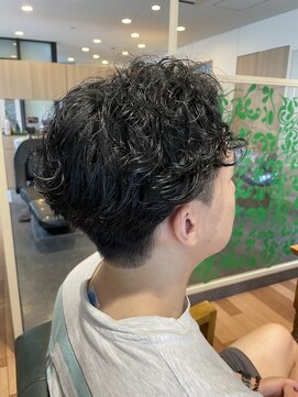 ルッカランス 王子店(Lucca Lance) ８月　パーマの残りを活かしたメンズカット