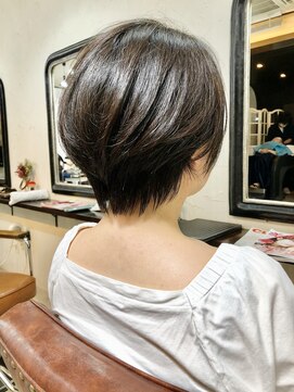 エトネ ヘアーサロン 仙台駅前(eTONe hair salon) 大人可愛い20代30代40代小顔ひし形ショートボブ前下がり