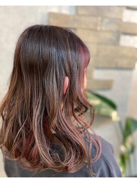 ピンクベージュインナーハイライト 髪質改善 ビタミンカラー L シーズウエストコースト 千葉 Seas West Coast のヘア カタログ ホットペッパービューティー