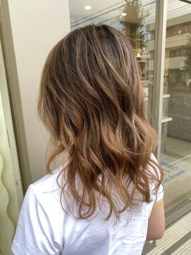 アース コアフュールボーテ 上尾店(EARTH coiffure beaute) 【外国人風】外国人風3Dハイライト×ベージュカラー