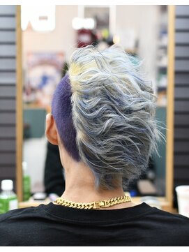 ビヨウシツジュウロク(BiYOSHiTSU16) アシンメトリー個性派スタイル