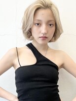 ココ 原宿(KOKO)&nbsp;黒髪小顔クラゲヘアーオリーブグレーココアベージュ