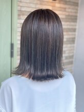 ERIKA　暗すぎず明るすぎない透明感あるダークトーンカラーがオーダー殺到！