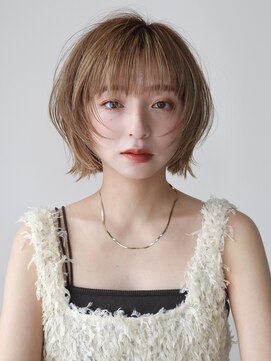 シスタ(SISTA) ハイトーンフェイスレイヤーボブ外ハネ顎ラインボブ谷ひより/28